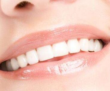 丹东口腔医院整形科门牙种植牙多少钱 能使用多久