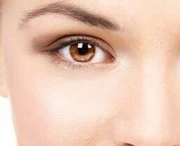 消除眼袋的最好方法是哪种 珠海华美超声波去眼袋优势