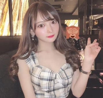 日本女孩17岁开始整容 网友留言：感觉也太魔幻了