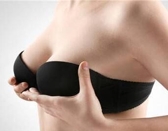 乳房下垂矫正手术适合哪些人 咸阳华艺天姿乳房下垂如何