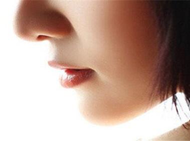 广州高尚整形门诊部做假体隆鼻需要多长时间 过程如何