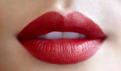 四川米兰柏羽黎虹艺术纹唇 双唇轮廓清晰 色泽红润有魅力