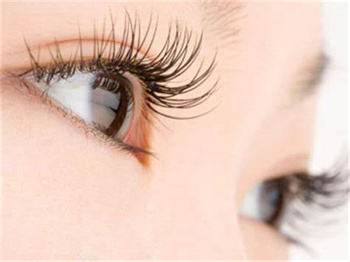 福州艾丽莎整形埋线双眼皮能维持多久 一般多少钱